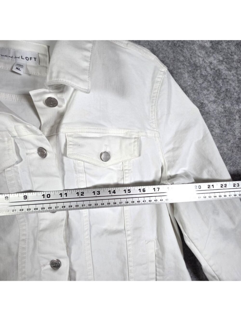 LOFT Women’s White Denim Trucker Jacket Button Up Size XL - Picture 3 of 10